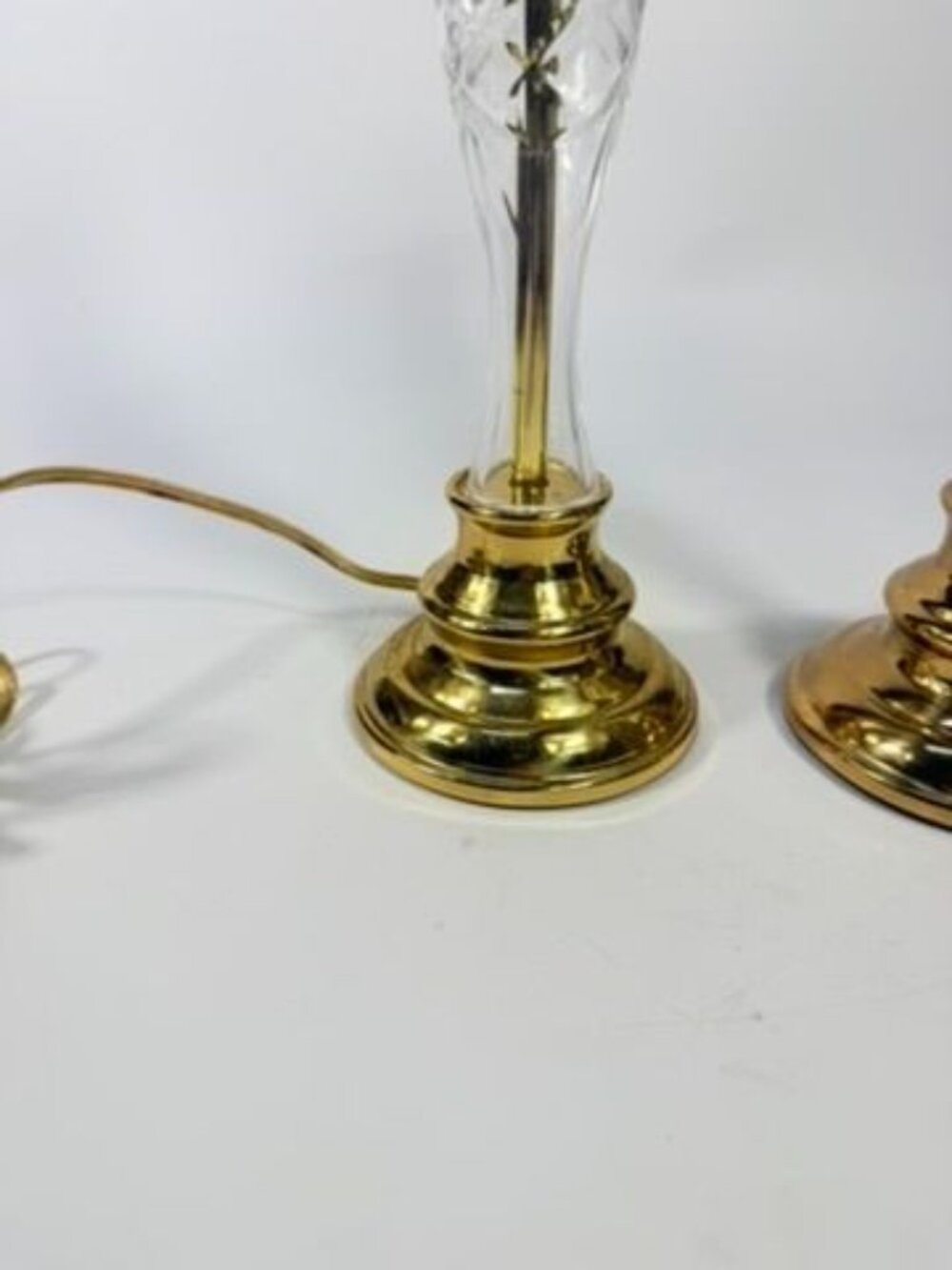 Pair Candlestick Lamps Boudoir Table Buffet Cut Crystal Brass Vintage Traditiona - Picture 7 of 16